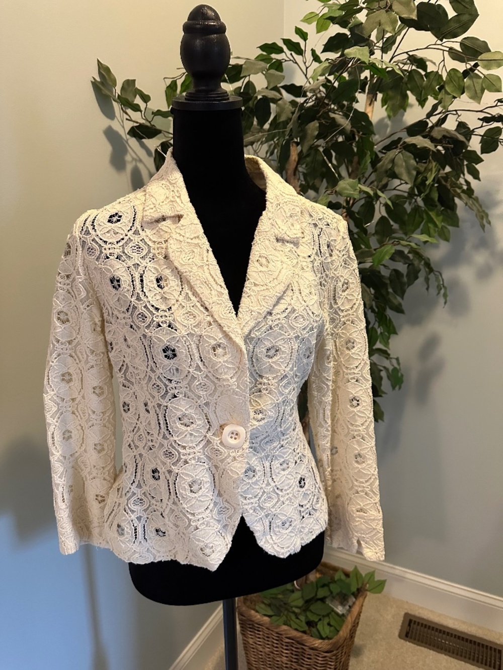 St. Tropez Lace Blazer Ivory Cream Floral Jacket Size L Boho Vintage Chic